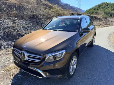 Mercedes-Benz GLC 250 4Matic — SUV premium all-terrain, 98'000 km seulement — exterior view