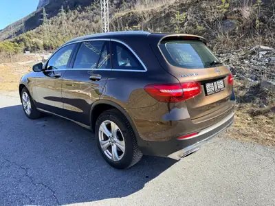 Mercedes-Benz GLC 250 4Matic — SUV premium all-terrain, 98'000 km seulement — detail