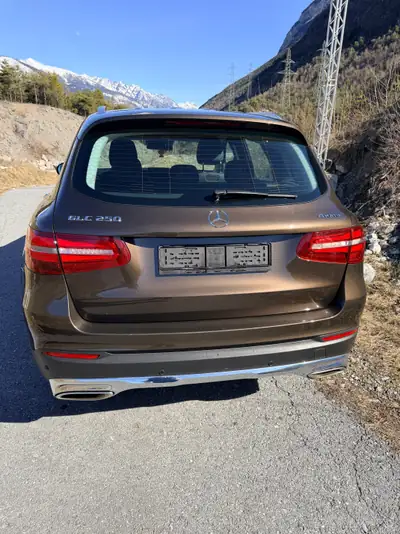 Mercedes-Benz GLC 250 4Matic — SUV premium all-terrain, 98'000 km seulement — Thumbnail 7