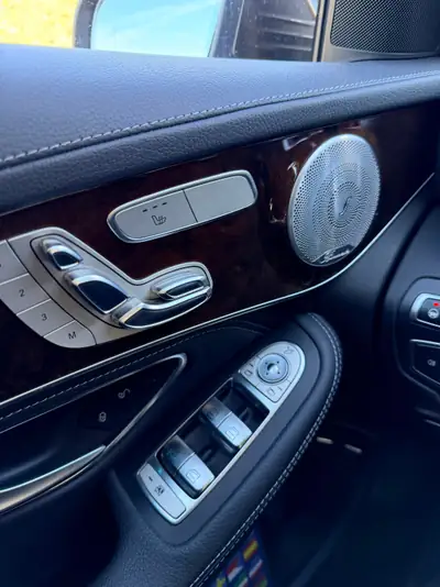 Mercedes-Benz GLC 250 4Matic — SUV premium all-terrain, 98'000 km seulement — Thumbnail 19