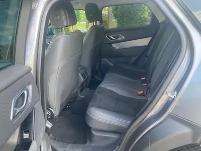 Range Rover Velar D 180 — SUV premium diesel, 79 500 km seulement — détail