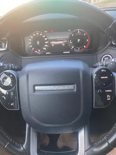 Range Rover Velar D 180 — SUV premium diesel, 79 500 km seulement — Miniature 7