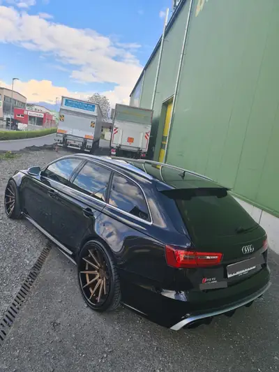 Audi RS6 Avant — Berline de prestige 560 ch, très bas kilométrage — Thumbnail 9