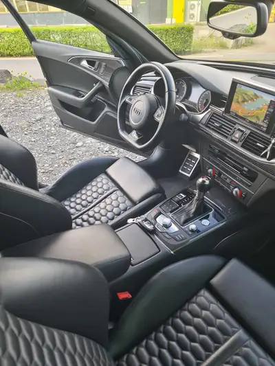 Audi RS6 Avant — Berline de prestige 560 ch, très bas kilométrage — Thumbnail 12