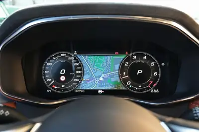 Jaguar F-PACE SVR P550 — Performance V8 550 ch, AWD, finition premium — Thumbnail 14