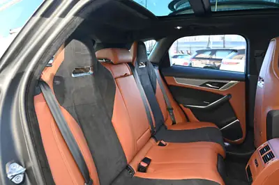 Jaguar F-PACE SVR P550 — Performance V8 550 ch, AWD, finition premium — Thumbnail 26