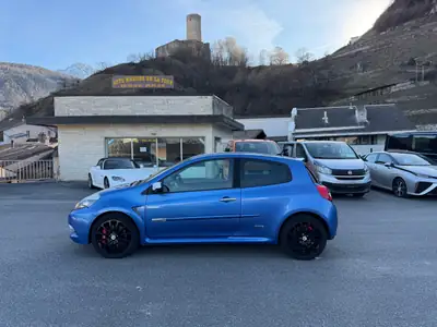 Renault Clio 2.0 16V RS Gordini — Sportive légendaire, 200 ch purs et sans compromis — vista esterna