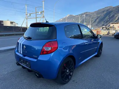 Renault Clio 2.0 16V RS Gordini — Sportive légendaire, 200 ch purs et sans compromis — Miniatura 7