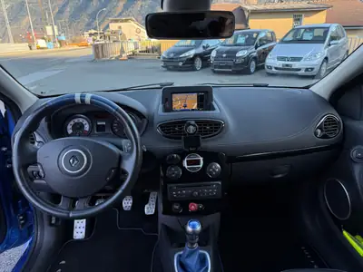 Renault Clio 2.0 16V RS Gordini — Sportive légendaire, 200 ch purs et sans compromis — Miniatura 9