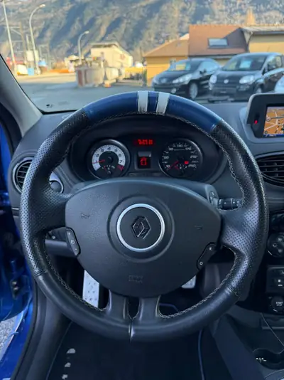 Renault Clio 2.0 16V RS Gordini — Sportive légendaire, 200 ch purs et sans compromis — Miniatura 10