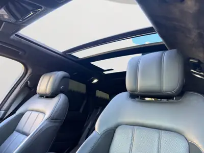 Land Rover Range Rover Sport P400 MHEV — Prestige hybride mild, kilométrage maîtrisé — tableau de bord