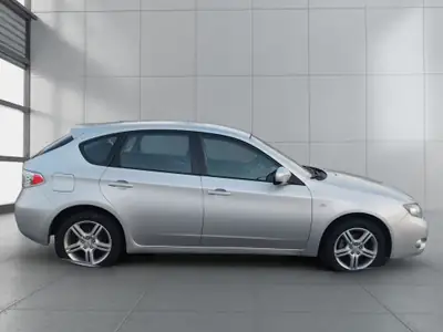 Subaru Impreza 2.0R Limited S — Berline polyvalente AWD, entretien récent — Miniatur 8