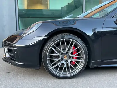 Porsche 911 Carrera 4S Cabriolet — Roadster sportif ultime, 450 ch et équipement premium — Thumbnail 7