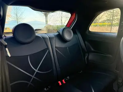 Fiat 500 0.9 TwinAir S — Citadine iconique, consommation ultra-économique — Thumbnail 14