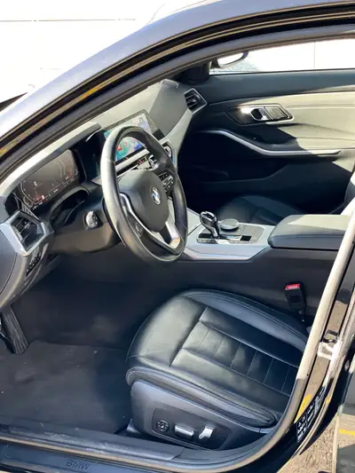 BMW 320d xDrive Sport Line — Berline diesel performante, 113'000 km, traction intégrale — cruscotto
