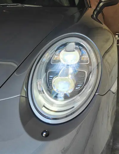 Porsche 911 Carrera 4 GTS — Coupé sportif légendaire, 41 500 km, garantie Porsche Approved — détail