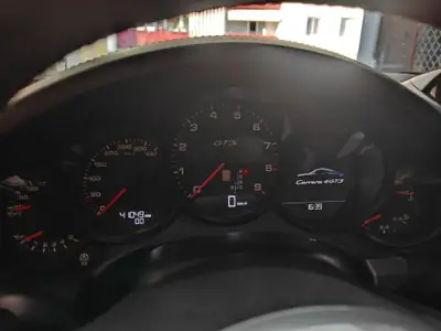 Porsche 911 Carrera 4 GTS — Coupé sportif légendaire, 41 500 km, garantie Porsche Approved — Miniature 15