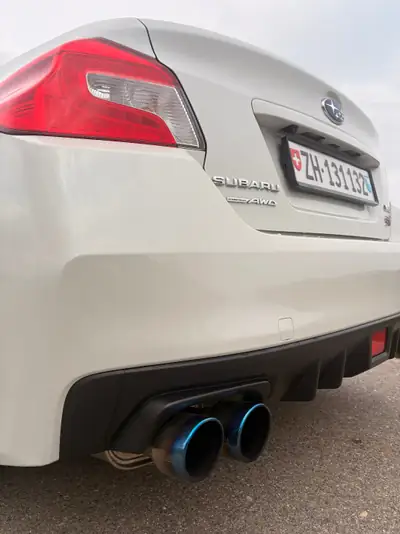 Subaru WRX STI Luxury S — Berline sportive 4WD turbo, navigation et cuir intégral — Thumbnail 7