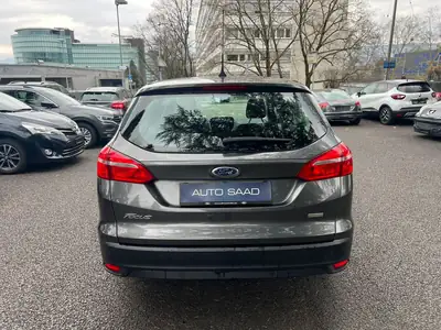 Ford Focus 1.0 SCTi Trend — Break économe, première main, 82 000 km — Innenraum