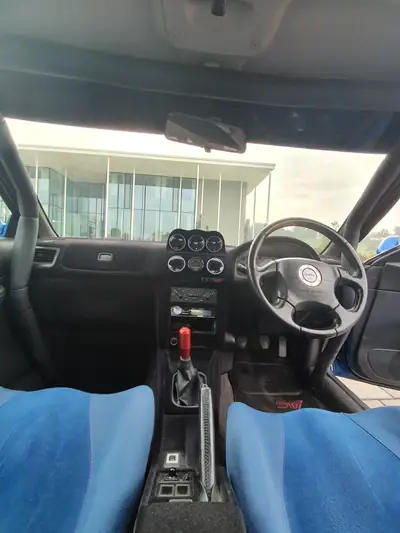 Subaru Impreza WRX STI Type RA V-Limited 1999 — Légende JDM, 280 ch et traction intégrale — intérieur