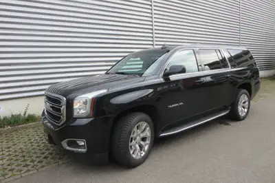 GMC Yukon SLT 5.3 V8 XL — Spacieux SUV 8 places, robuste et fiable — vue extérieure