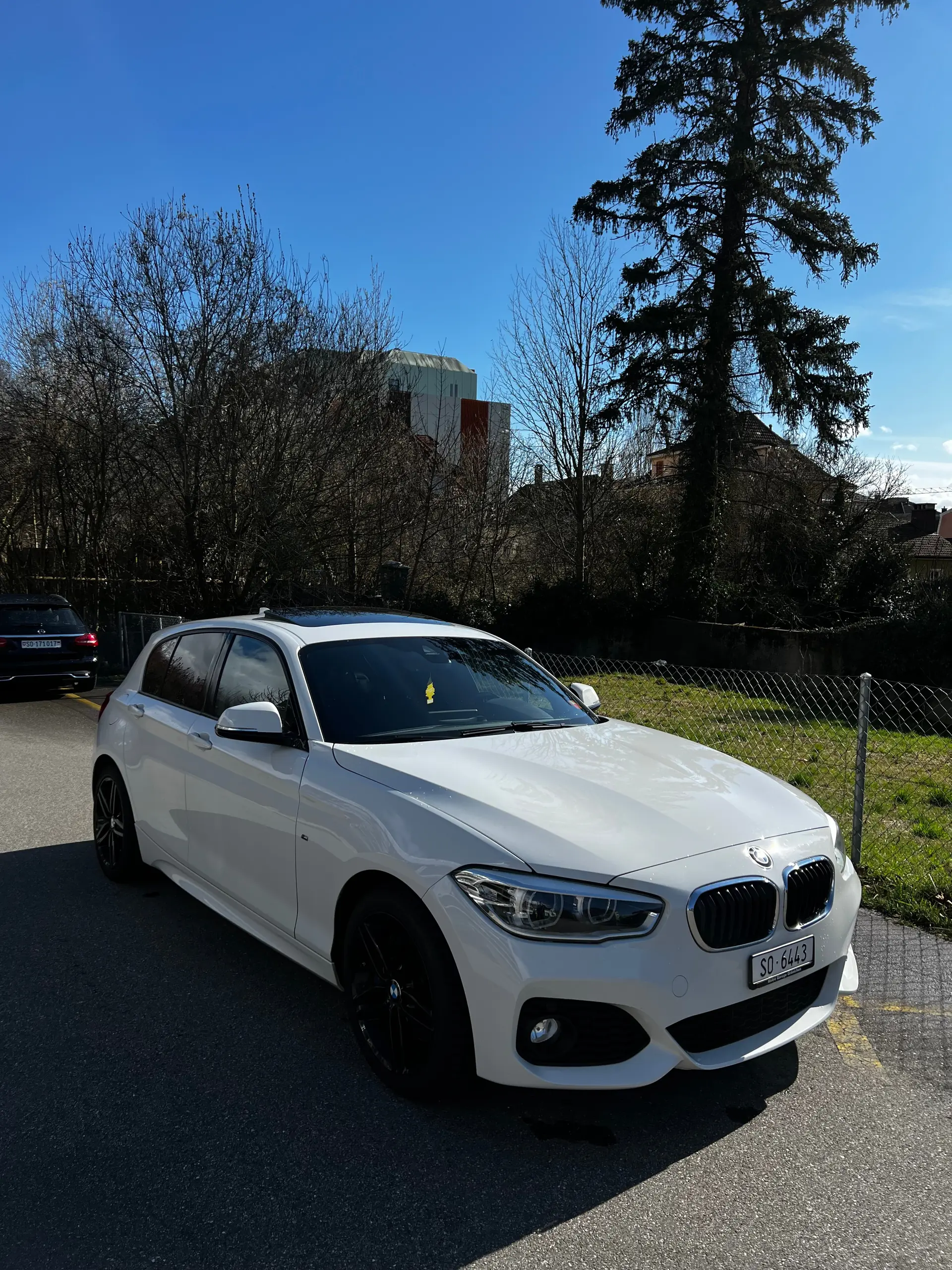BMW 125d M Sport Steptronic — Berline diesel dynamique, 185 000 km, sans sinistre — Außenansicht