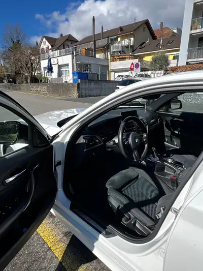BMW 125d M Sport Steptronic — Berline diesel dynamique, 185 000 km, sans sinistre — Armaturenbrett