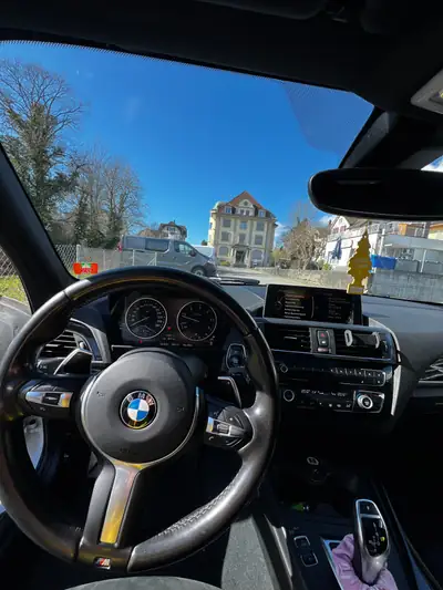 BMW 125d M Sport Steptronic — Berline diesel dynamique, 185 000 km, sans sinistre — Detail