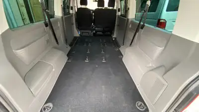 VW T6.1 Caravelle Bi-TDI 4Motion — Monospace 9 places, robuste et polyvalent — Miniature 9