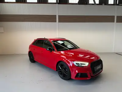 Audi A3 Sportback 35 TFSI Sport S-tronic — Compacte dynamique, 125'000 km seulement — vista esterna