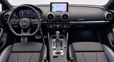 Audi A3 Sportback 35 TFSI Sport S-tronic — Compacte dynamique, 125'000 km seulement — cruscotto