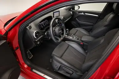 Audi A3 Sportback 35 TFSI Sport S-tronic — Compacte dynamique, 125'000 km seulement — dettaglio