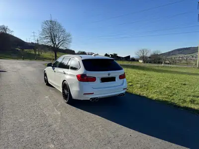 BMW-Alpina 3 Series D3 BiTurbo Touring — Diesel performant 350 ch, break de prestige — tableau de bord