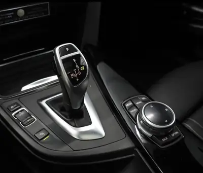 BMW-Alpina 3 Series D3 BiTurbo Touring — Diesel performant 350 ch, break de prestige — Miniature 17