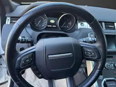 Land Rover Range Rover Evoque 2.2 TD4 — SUV compact diesel, entretien à jour — Thumbnail 13