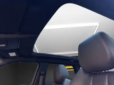 Land Rover Range Rover Evoque 2.2 TD4 — SUV compact diesel, entretien à jour — Thumbnail 15