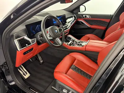 BMW X6M Competition 2024 — SUV coupé haute performance, 626 ch, premier propriétaire — dashboard