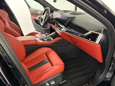 BMW X6M Competition 2024 — SUV coupé haute performance, 626 ch, premier propriétaire — Thumbnail 9