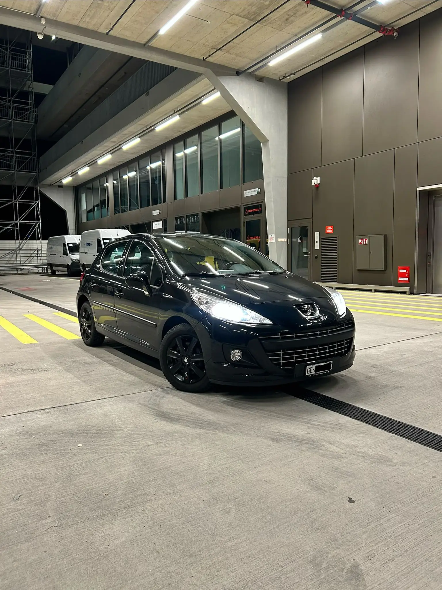 Peugeot 207 2011 occasion Petit-Lancy — 1