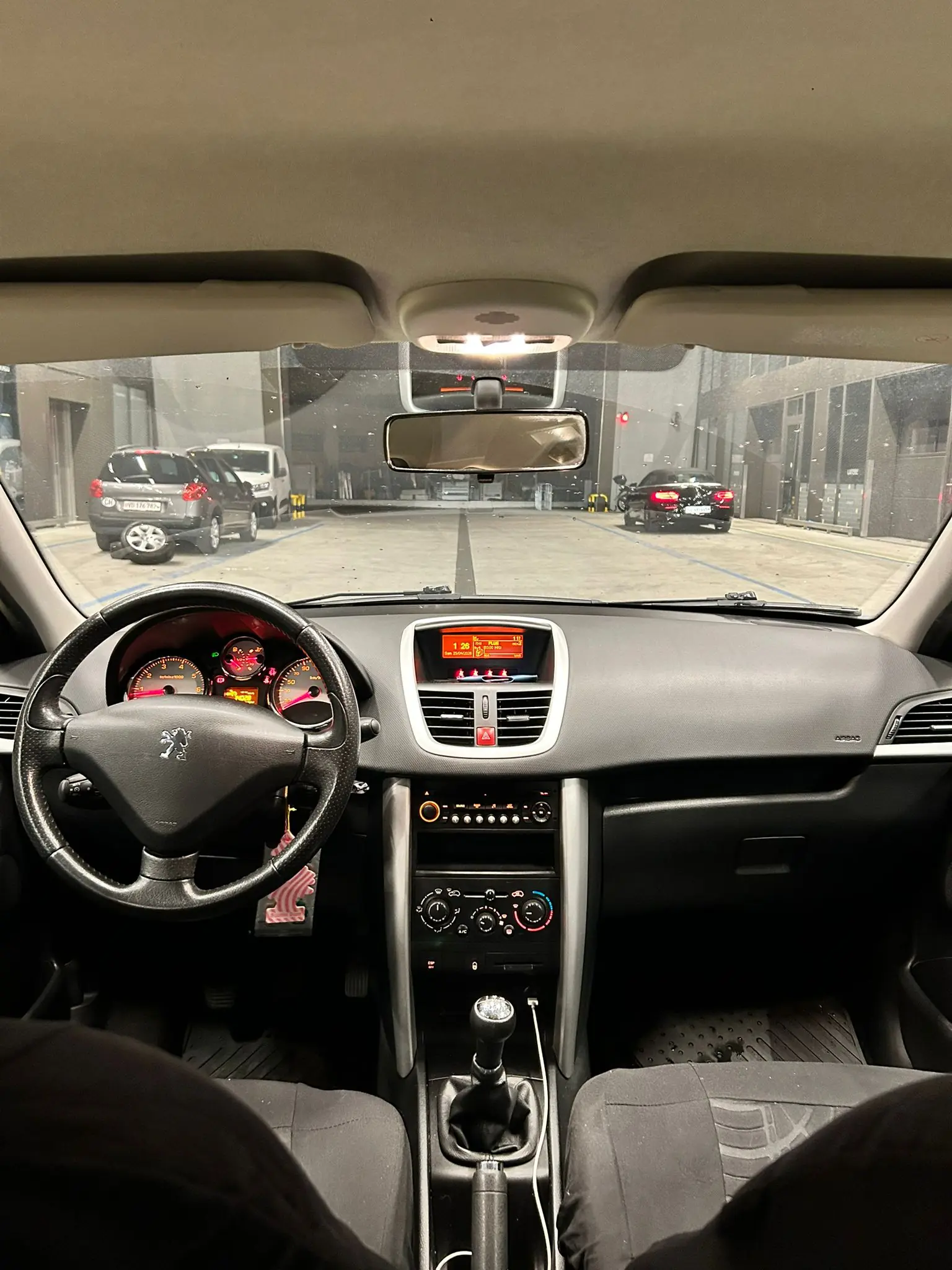 Peugeot 207 2011 occasion Petit-Lancy — 5