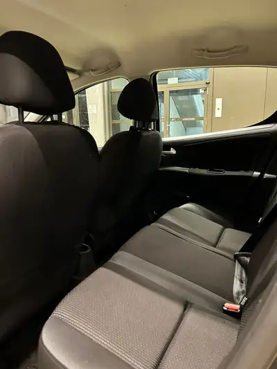 Peugeot 207 1.4 16V Swiss Edition — Citadine fiable, sans accident, 85'000 km — détail