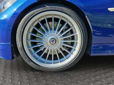 BMW-Alpina B3 BiTurbo — 360 ch de performance allemande, 64 000 km seulement — Miniatur 15