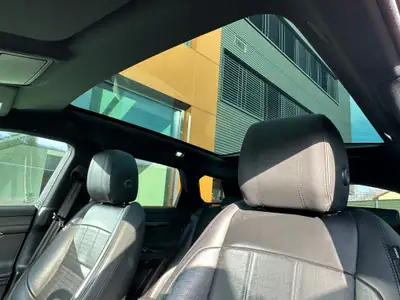 Land Rover Range Rover Evoque R-Dynamic P 250 HSE — Luxe compact hybride essence, 73 000 km — Thumbnail 9