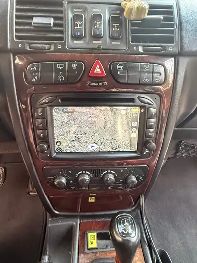 Mercedes-Benz G 400 CDI — Le SUV légendaire, motorisation diesel robuste — Innenraum