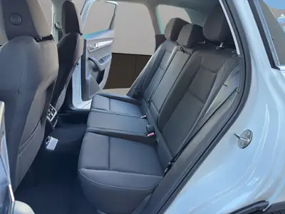 Skoda Karoq 1.5 TSI Selection DSG — SUV compact neuf, équipé et garanti usine — Miniature 13