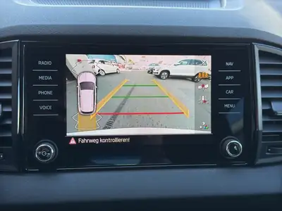 Skoda Karoq 1.5 TSI Selection DSG — SUV compact neuf, équipé et garanti usine — Miniature 25