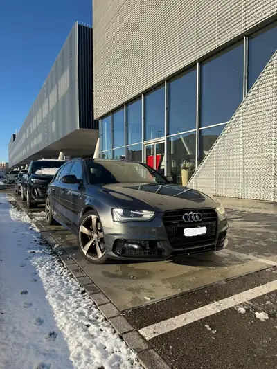 Audi A4 Avant 2.0 TFSI Quattro S-line — Break dynamique, traction intégrale, 225 ch — vista esterna