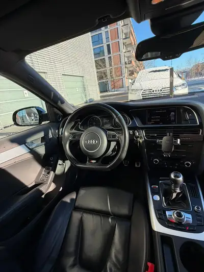 Audi A4 Avant 2.0 TFSI Quattro S-line — Break dynamique, traction intégrale, 225 ch — dettaglio