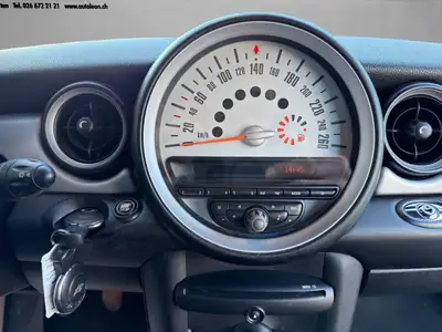 MINI Cabrio One Cabriolet 2012 — Cabriolet citadin compact, climatisation et sièges chauffants — Thumbnail 15