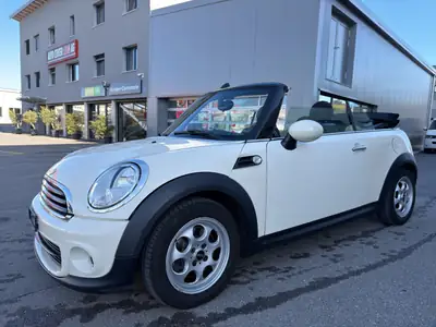 MINI Cabrio One Cabriolet 2012 — Cabriolet citadin compact, climatisation et sièges chauffants — Thumbnail 25
